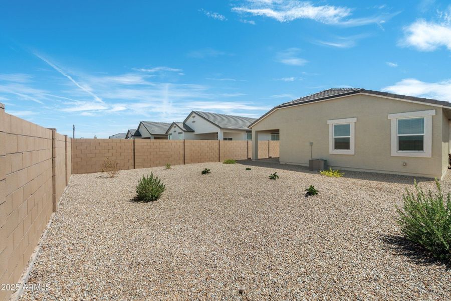 32-40060-W-Hillman-Dr-32