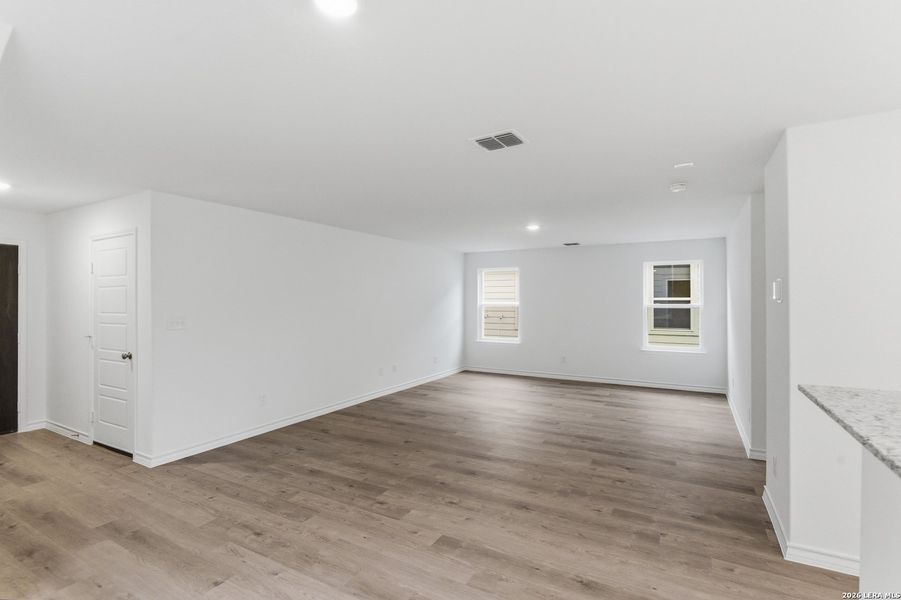 Spacious, unfurnished interior of a new home in Dove Song, Marion (Image 23).