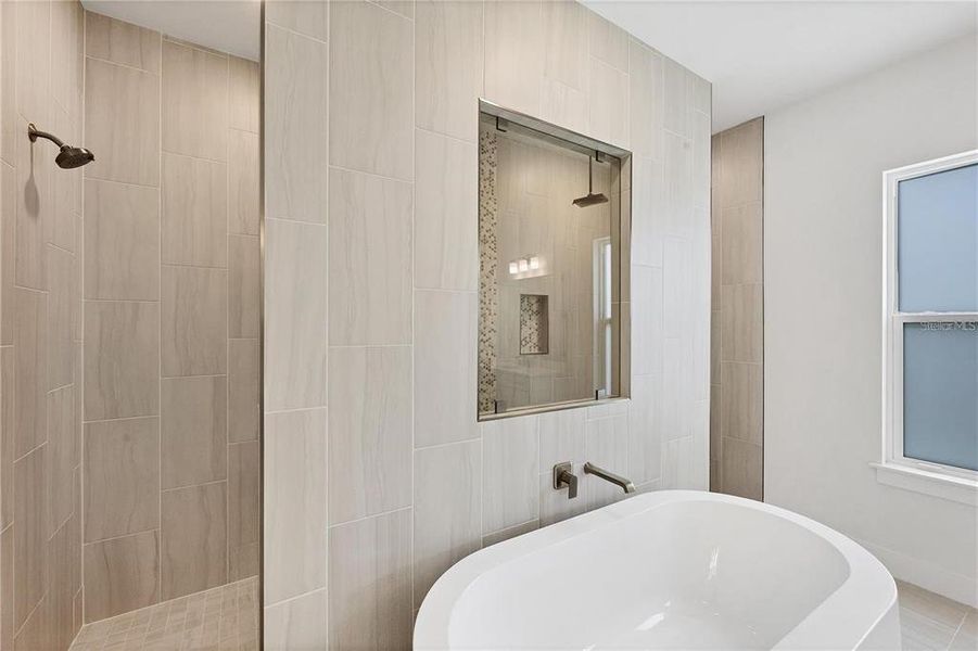 Furnished interior view inside a new home in Gracewater at Sarasota, Sarasota (Image 16).