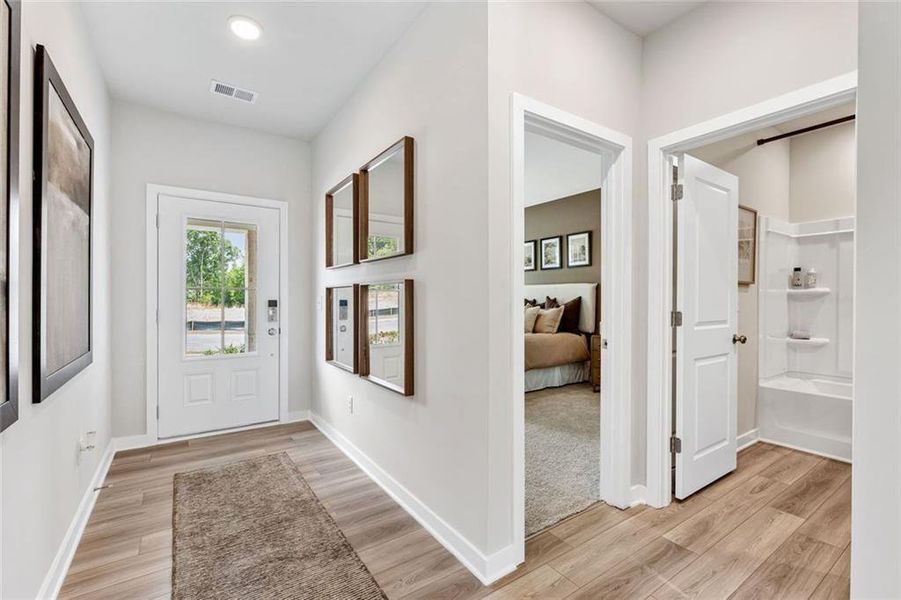 Image 35 of a home in Oak Grove Glen.