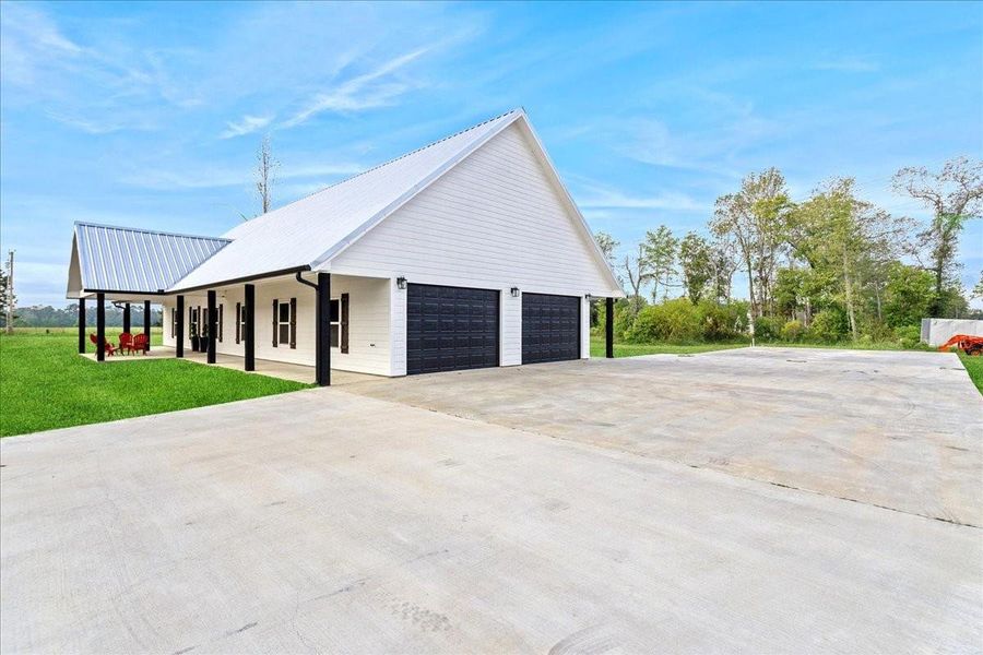 Image 42 of a home in .