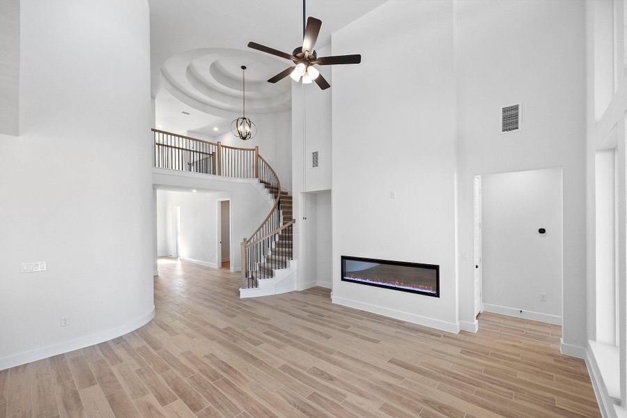 Spacious, unfurnished interior of a new home in Nolina, Georgetown (Image 25).