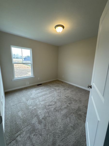 Spacious, unfurnished interior of a new home in Windsor, North Augusta (Image 15).