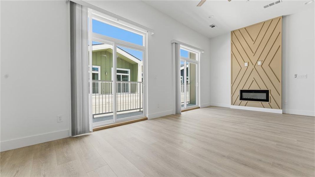 Spacious, unfurnished interior of a new home in , Dallas (Image 17). Spacious, unfurnished interior of a new home in , Dallas (Image 17).