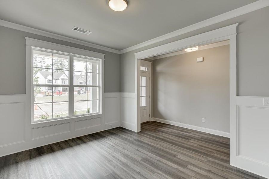 Spacious, unfurnished interior of a new home in Hemingway, Flowery Branch (Image 37).