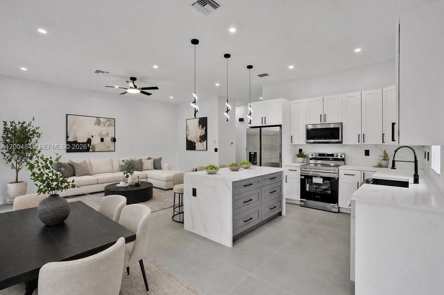 Furnished interior view inside a new home in , Miramar (Image 12).