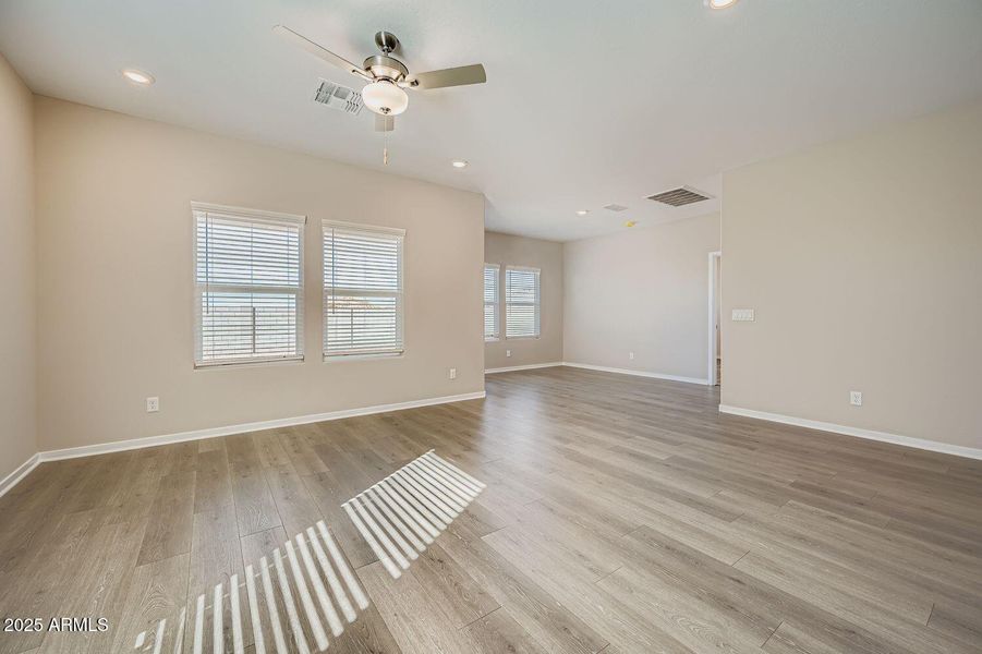 36814 W Santa Maria Street - Web Quality 36814 W Santa Maria Street - Web Quality