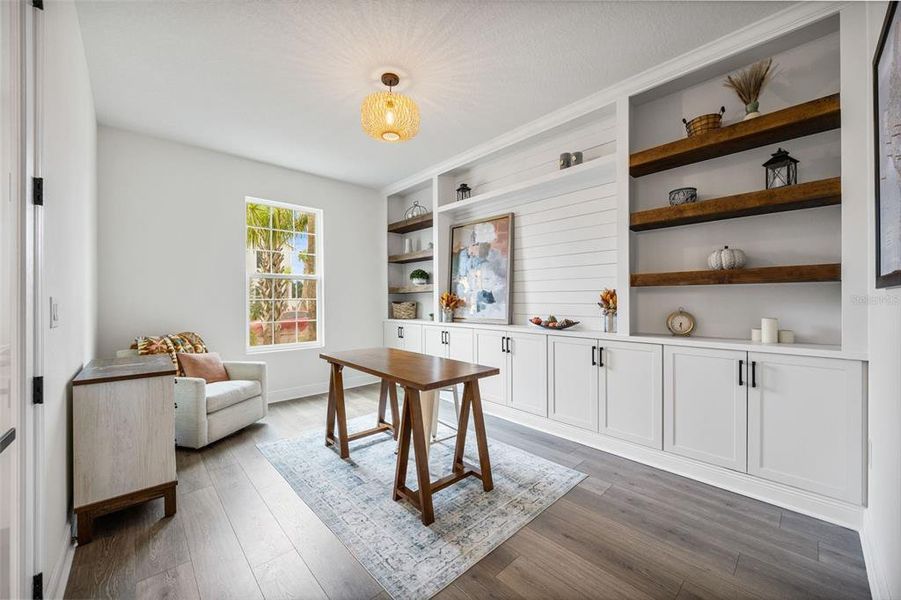 Furnished interior view inside a new home in Seaire, Parrish (Image 15).
