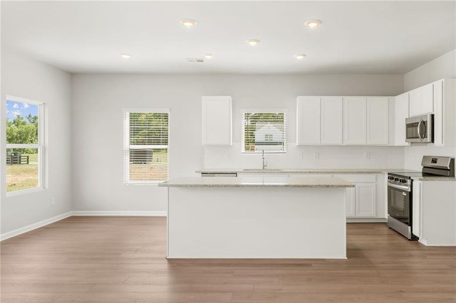 Furnished interior view inside a new home in , Rockmart (Image 11).