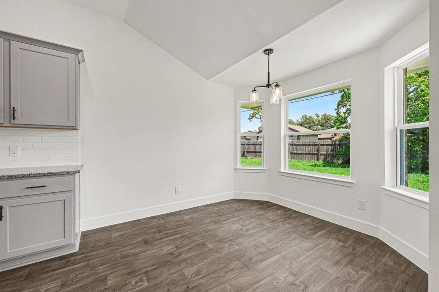 Spacious, unfurnished interior of a new home in Greystone, Angleton (Image 20). Spacious, unfurnished interior of a new home in Greystone, Angleton (Image 20).