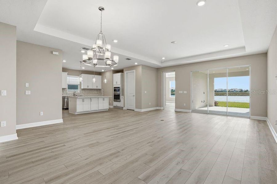 Spacious, unfurnished interior of a new home in Coasterra Community Group Page, Palmetto (Image 8).