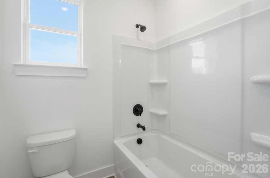 Furnished interior view inside a new home in Robinson Oaks, Gastonia (Image 11).