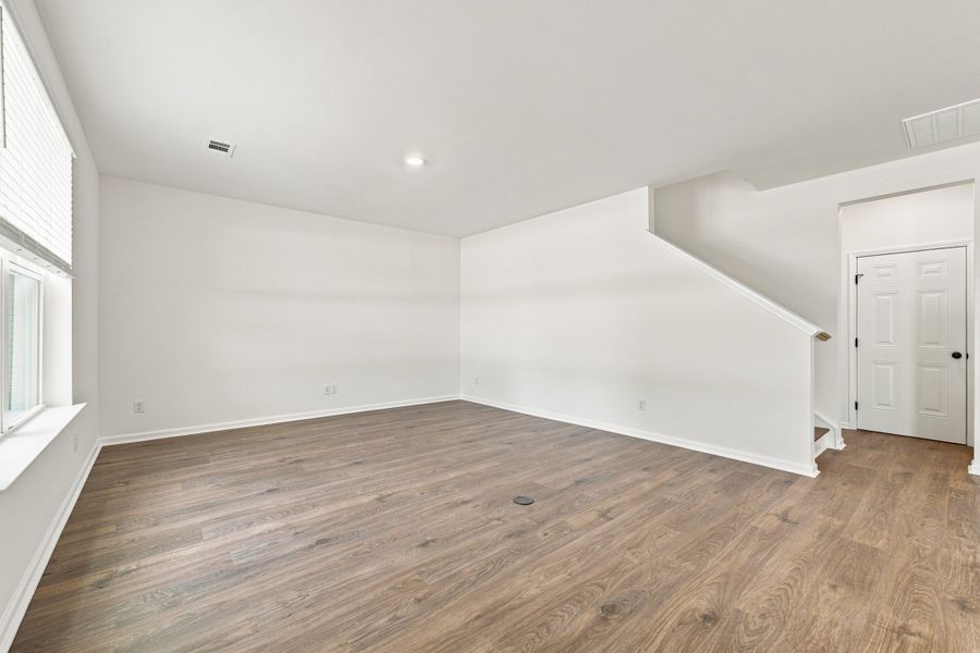 Spacious, unfurnished interior of a new home in Ambridge, Conway (Image 22). Spacious, unfurnished interior of a new home in Ambridge, Conway (Image 22).