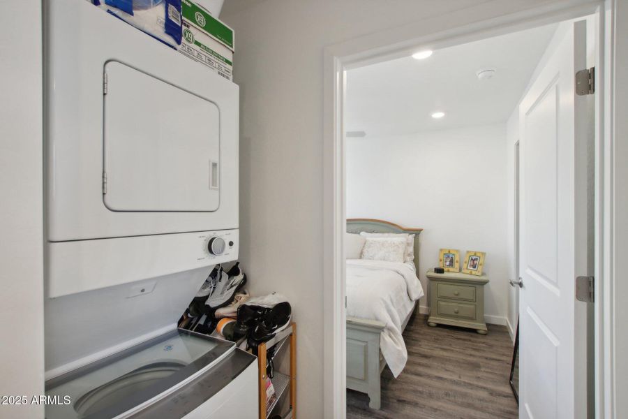 12945 W Greenway Rd L102-010 12945 W Greenway Rd L102-010