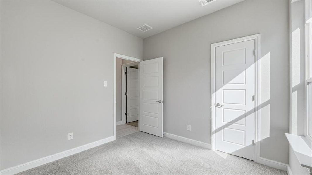 Spacious, unfurnished interior of a new home in Treeline, Justin (Image 33). Spacious, unfurnished interior of a new home in Treeline, Justin (Image 33).