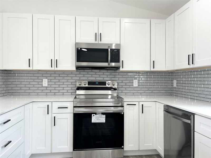 Spacious, unfurnished interior of a new home in , Lake Placid (Image 5). Spacious, unfurnished interior of a new home in , Lake Placid (Image 5).