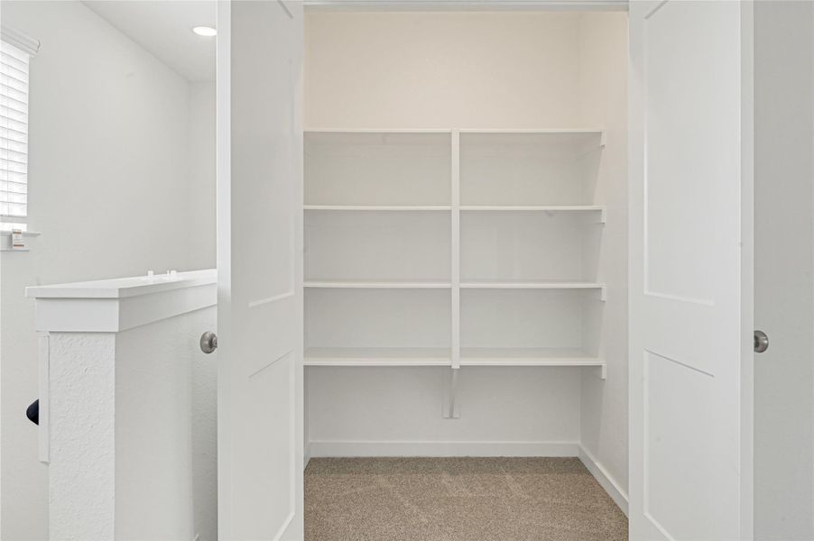 Spacious, unfurnished interior of a new home in Laurel Farms, Brookshire (Image 28).