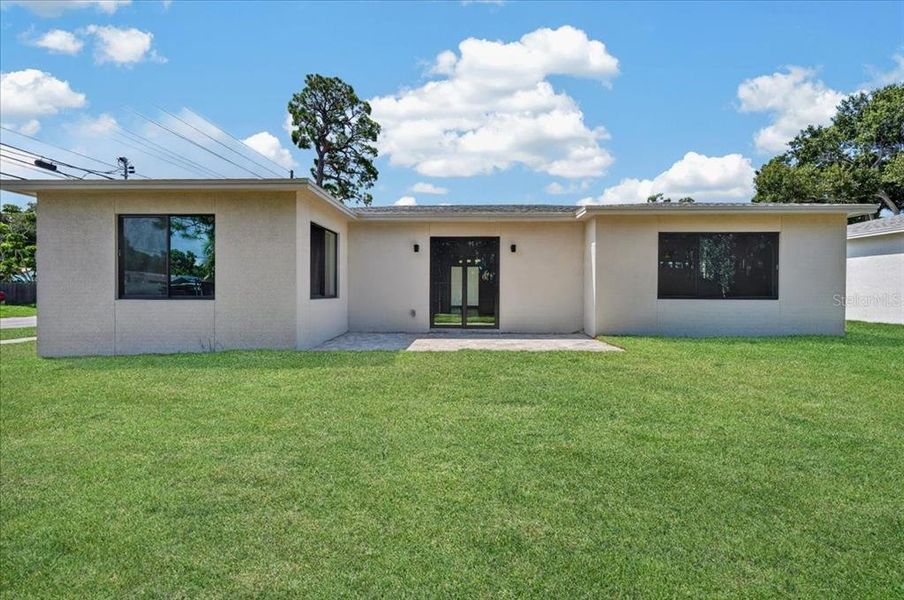 Exterior details and patio area of a home in , Seminole (Image 29).