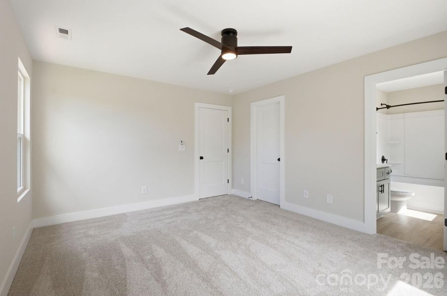 Spacious, unfurnished interior of a new home in , Kannapolis (Image 14). Spacious, unfurnished interior of a new home in , Kannapolis (Image 14).