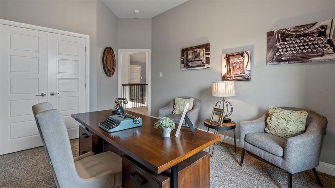Furnished interior view inside a new home in Lakeview Pointe, Grand Prairie (Image 37).