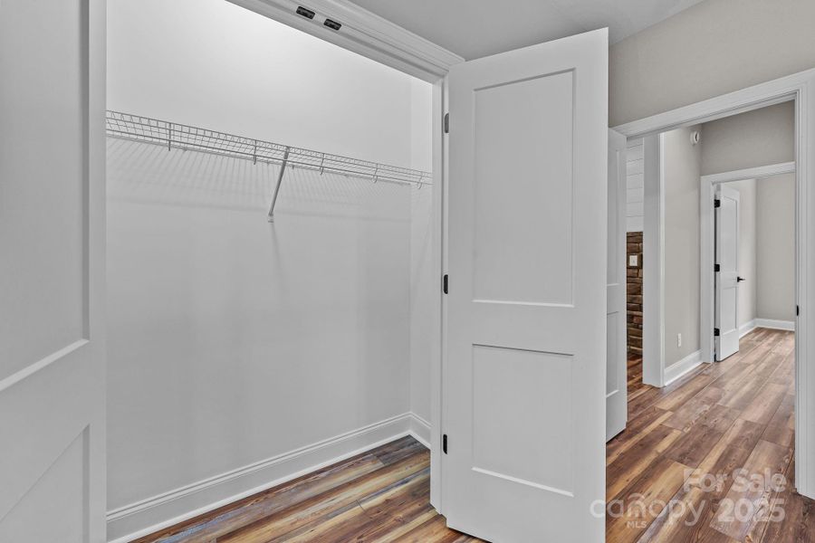 Spacious, unfurnished interior of a new home in , Salisbury (Image 28).