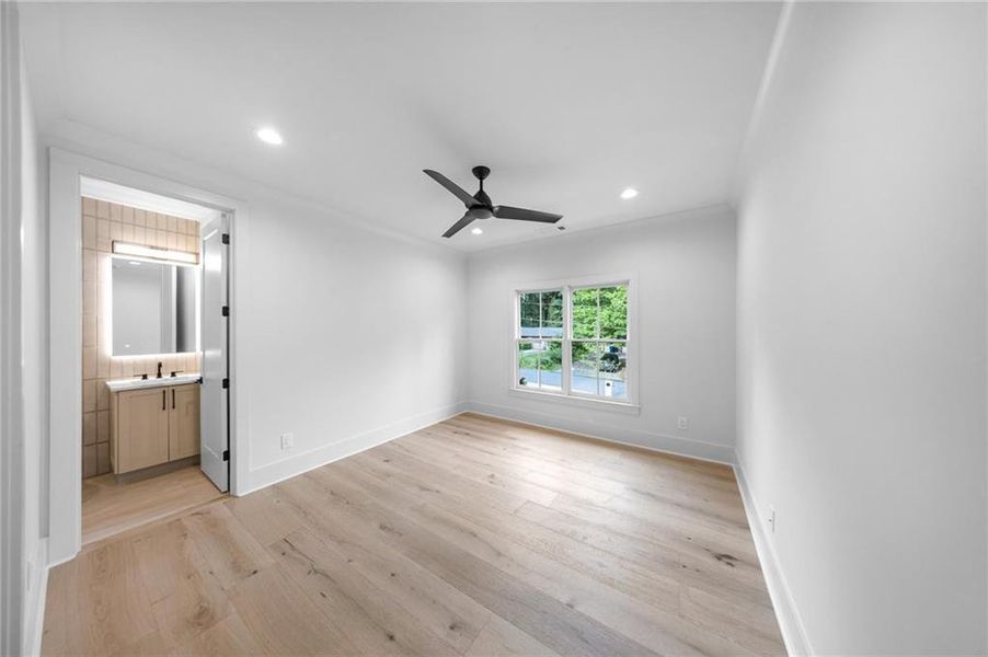Spacious, unfurnished interior of a new home in , Alpharetta (Image 18). Spacious, unfurnished interior of a new home in , Alpharetta (Image 18).