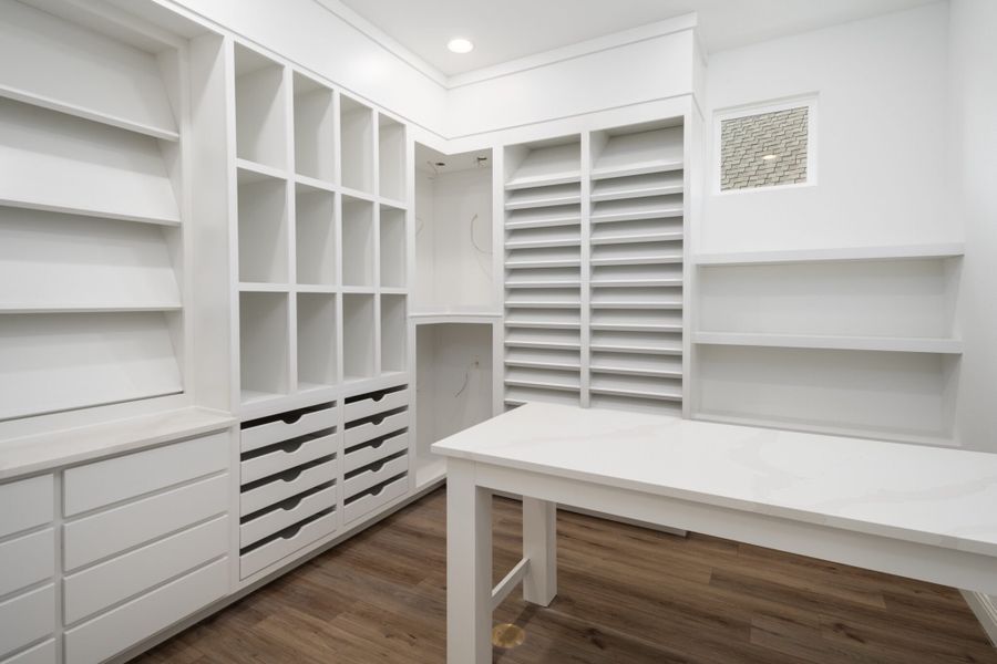 Representative furnished interior of a home built from the Eastland by UnionMain Homes in Cambridge Crossing, Celina (Image 34). Representative furnished interior of a home built from the Eastland by UnionMain Homes in Cambridge Crossing, Celina (Image 34).