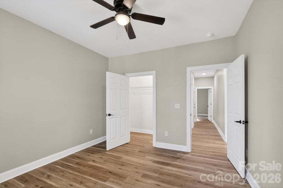 Spacious, unfurnished interior of a new home in , Lenoir (Image 21).