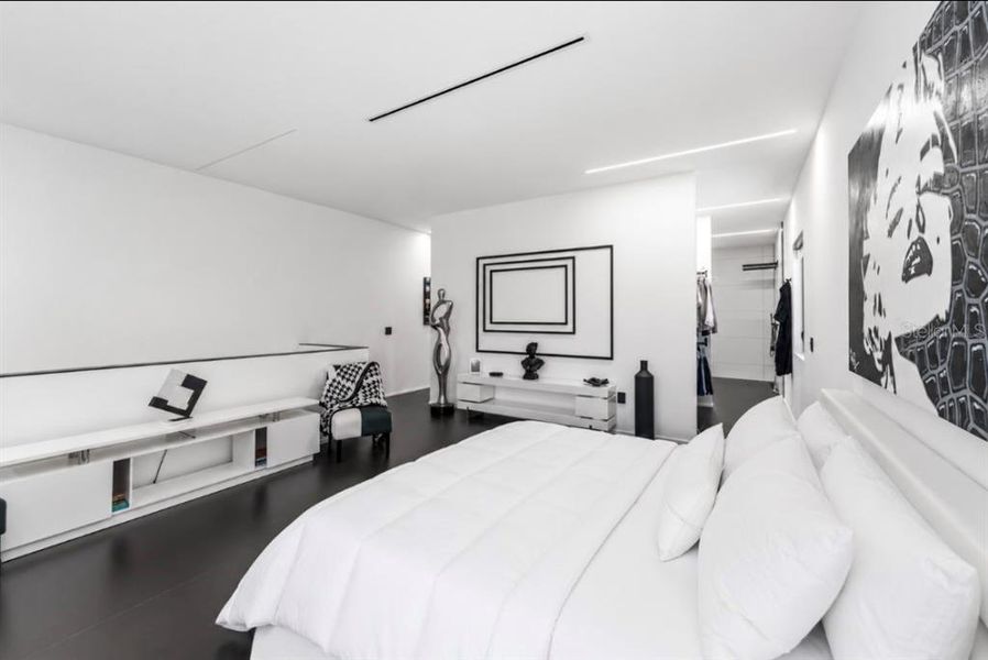 Furnished interior view inside a new home in , Odessa (Image 10).