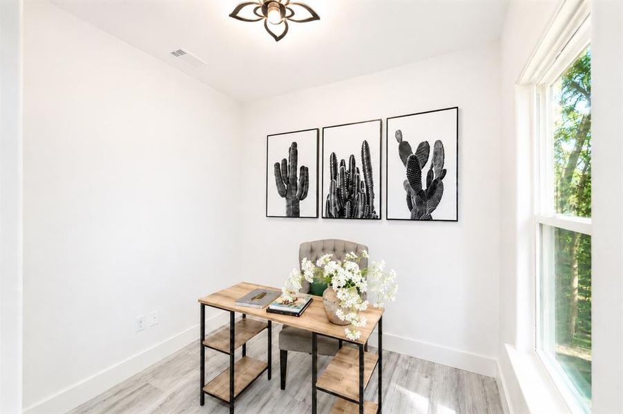 Furnished interior view inside a new home in , Granbury (Image 9).