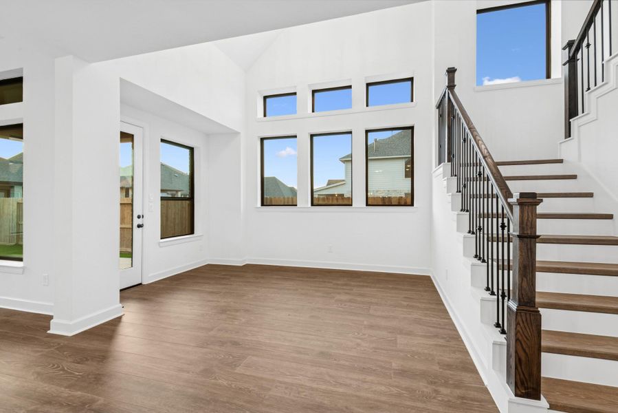 Spacious, unfurnished interior of a new home in Riceland 50’ Front Load Homesites, Mont Belvieu (Image 18).