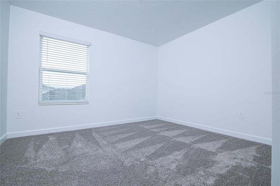 Spacious, unfurnished interior of a new home in , Orlando (Image 27).