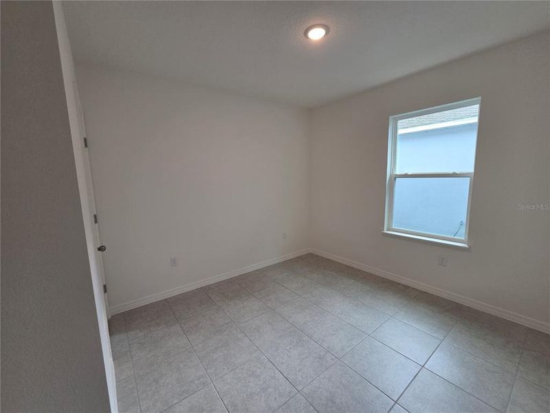 Spacious, unfurnished interior of a new home in Hammock Reserve, Haines City (Image 16). Spacious, unfurnished interior of a new home in Hammock Reserve, Haines City (Image 16).