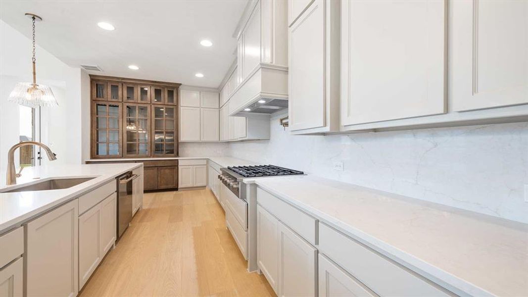 Furnished interior view inside a new home in Adkins Park 70', Hurst (Image 4).
