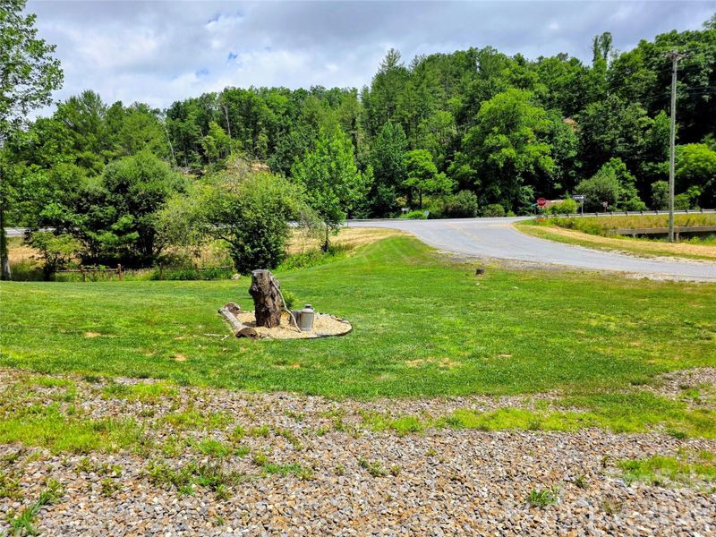 Natural landscape and outdoor views near  in Burnsville (Image 32).