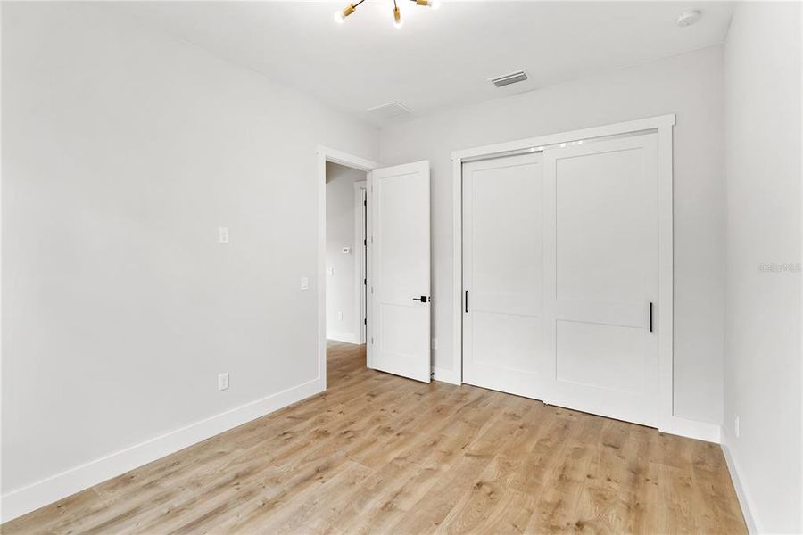 Spacious, unfurnished interior of a new home in , Port Charlotte (Image 69).