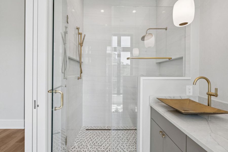 Furnished interior view inside a new home in , Charleston (Image 10).