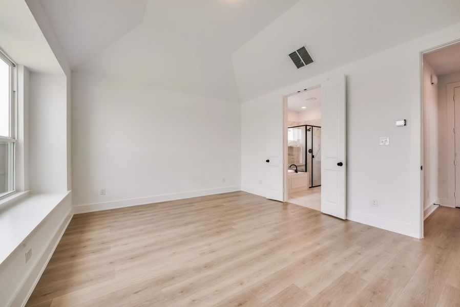 Representative unfurnished interior of a home built from the Heath - 4452 TP by Shaddock Homes in Tavolo Park, Fort Worth (Image 23).