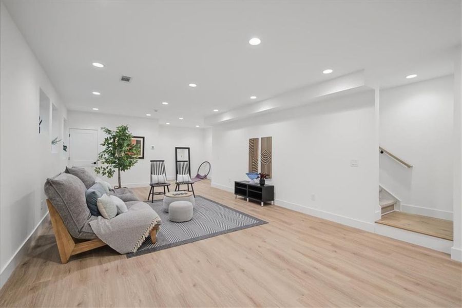 Furnished interior view inside a new home in , Atlanta (Image 19).