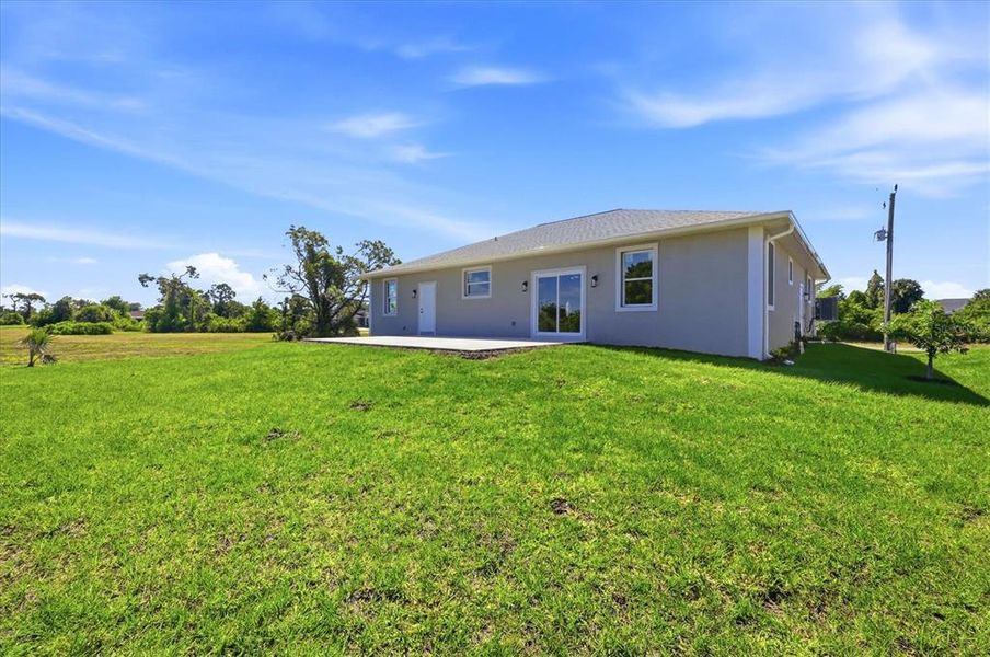 Exterior details and patio area of a home in , Placida (Image 24).