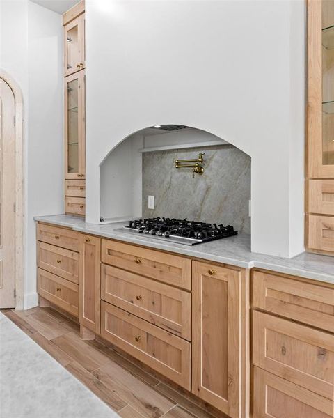 Furnished interior view inside a new home in , Fort Worth (Image 17).