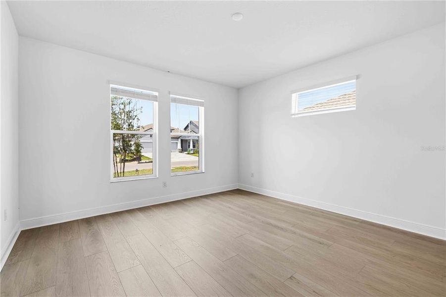 Spacious, unfurnished interior of a new home in Creeks Edge at Twin Rivers, Parrish (Image 44).