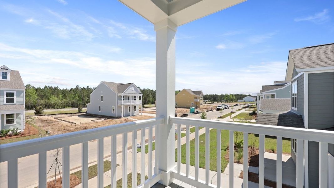Exterior details and patio area of a home in Sheep Island, Summerville (Image 3).