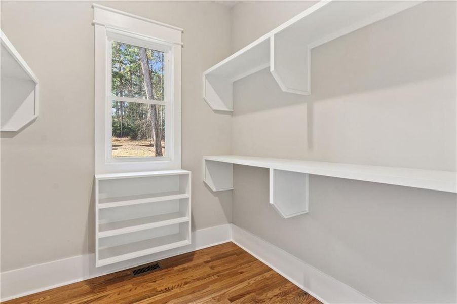 Spacious, unfurnished interior of a new home in , Dawsonville (Image 18).