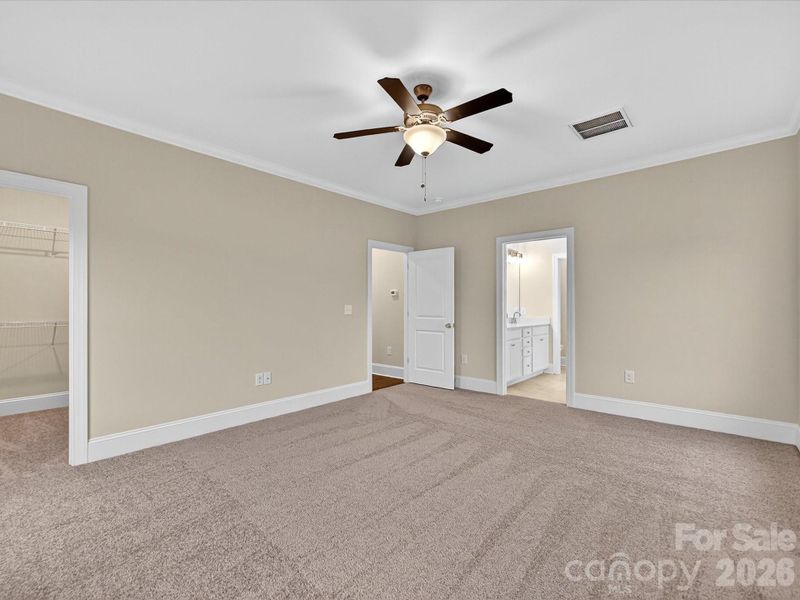 Spacious, unfurnished interior of a new home in , Monroe (Image 26).