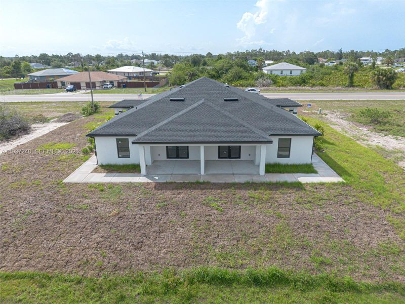 Exterior details and patio area of a home in , Lehigh Acres (Image 23).