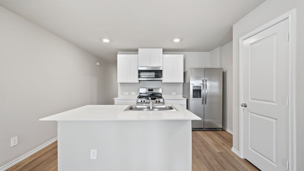Representative furnished interior of a home built from the Caprock by D.R. Horton in Sunnycreek, Crowley (Image 6).