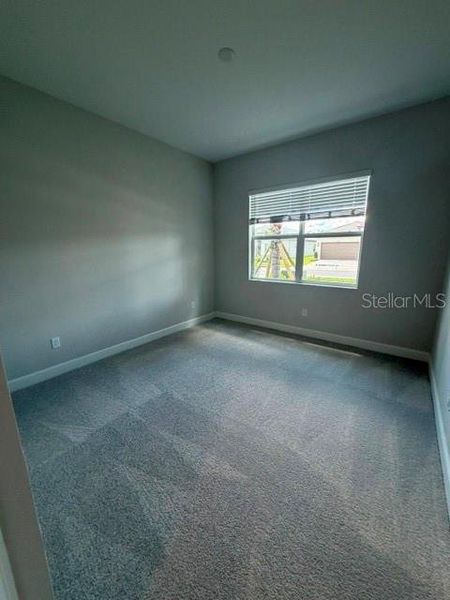 Spacious, unfurnished interior of a new home in Valencia Ridge (55+), Wesley Chapel (Image 19).