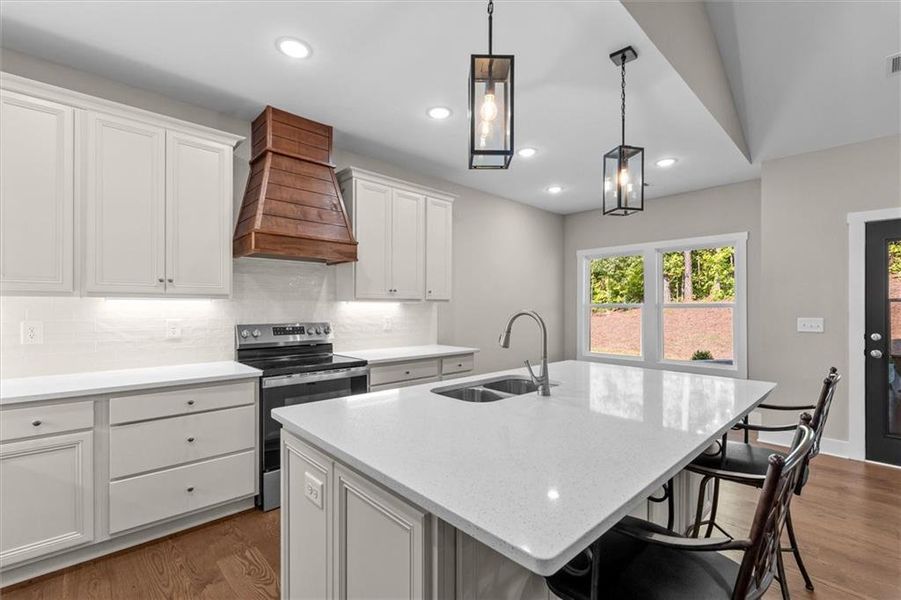 Furnished interior view inside a new home in , Villa Rica (Image 17).