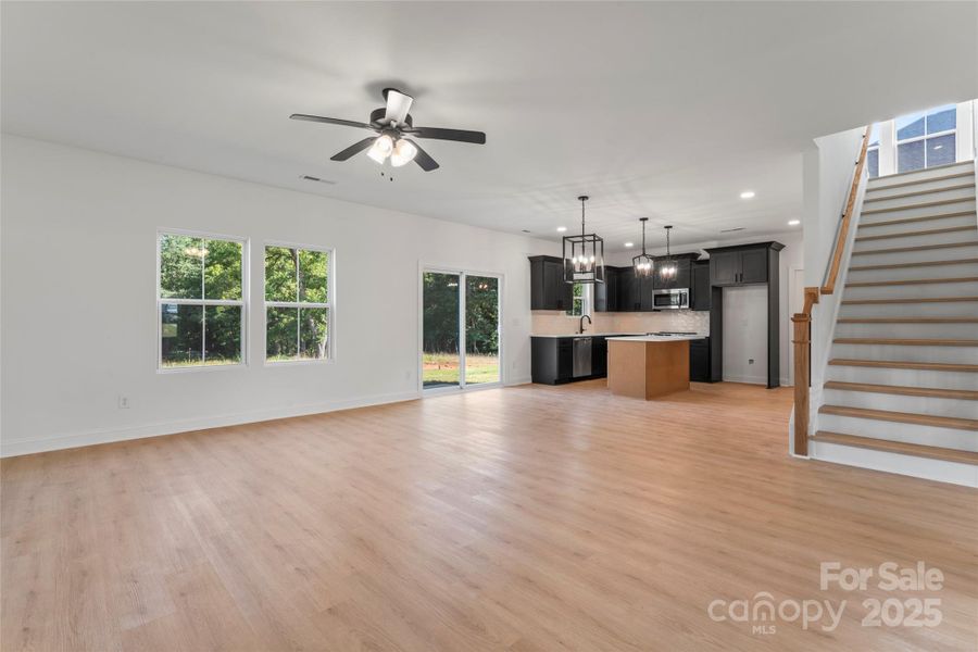 Spacious, unfurnished interior of a new home in , Harrisburg (Image 26).